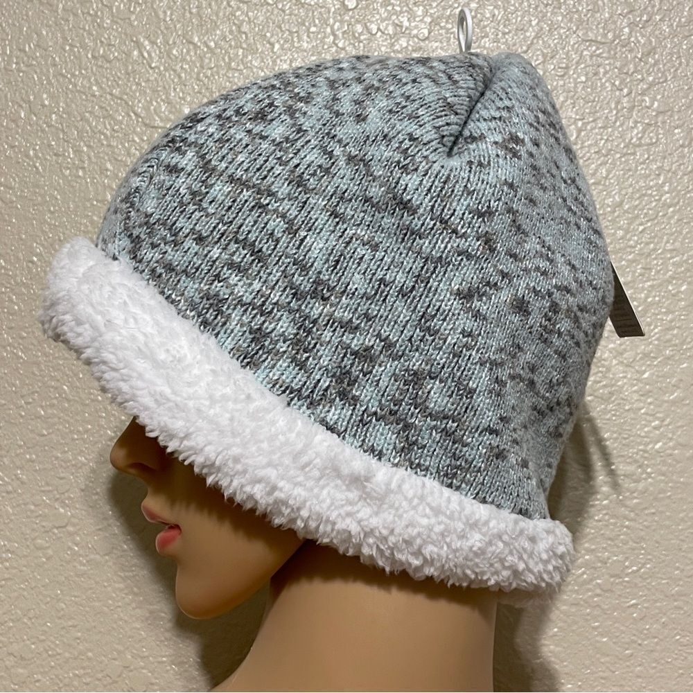 NWT World’s Softest Rag Toboggan Beanie White Light Blue